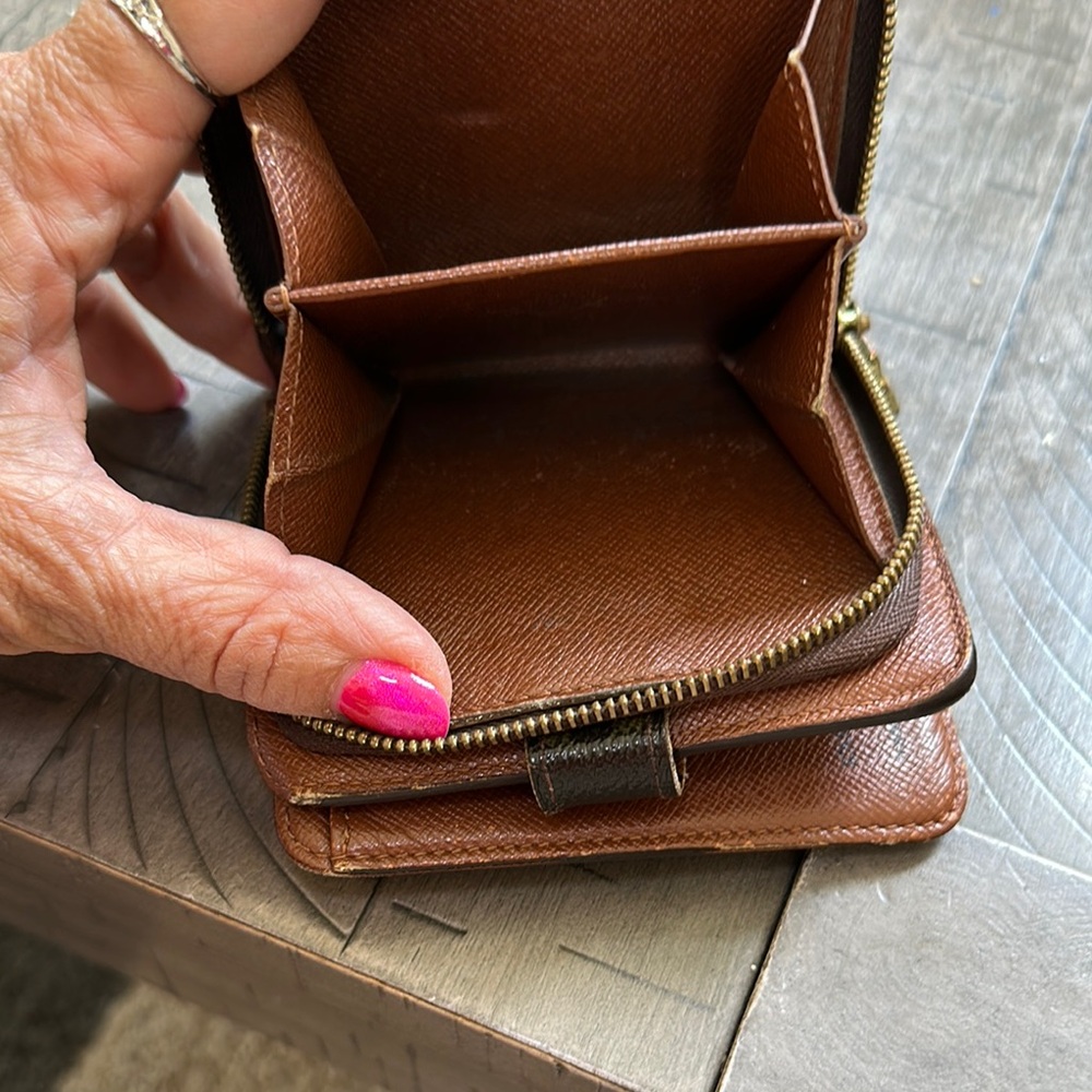 Louis Vuitton Monogram Compact Brown Zip & Snap Wallet - Picture 10 of 13